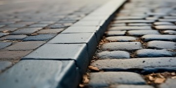 物业维修马路牙子会收费吗？